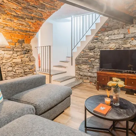 Casa Pini By Rent Villa